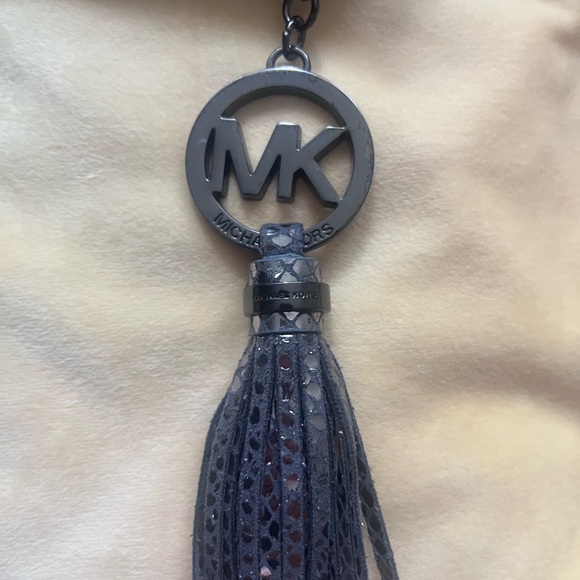 Michael Kors grey metallic faux snake skin design make up bag . - Picture 7 of 9